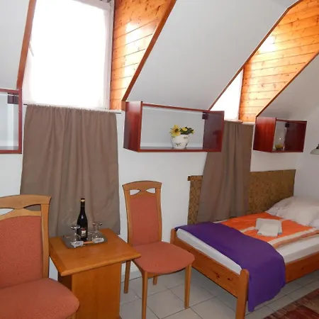 Szálloda Balaton 3*