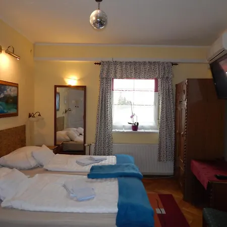 Balaton Szálloda 3*